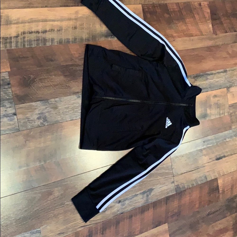 Boys Adidas jacket. S(8)